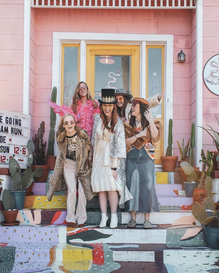 Bachelorette parties, excursions and decorations by Jetset Bachelorette - New Orleans  - Savannah Georgia